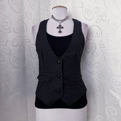 00's Dark coquette tank top with sewn vest effect 🦷