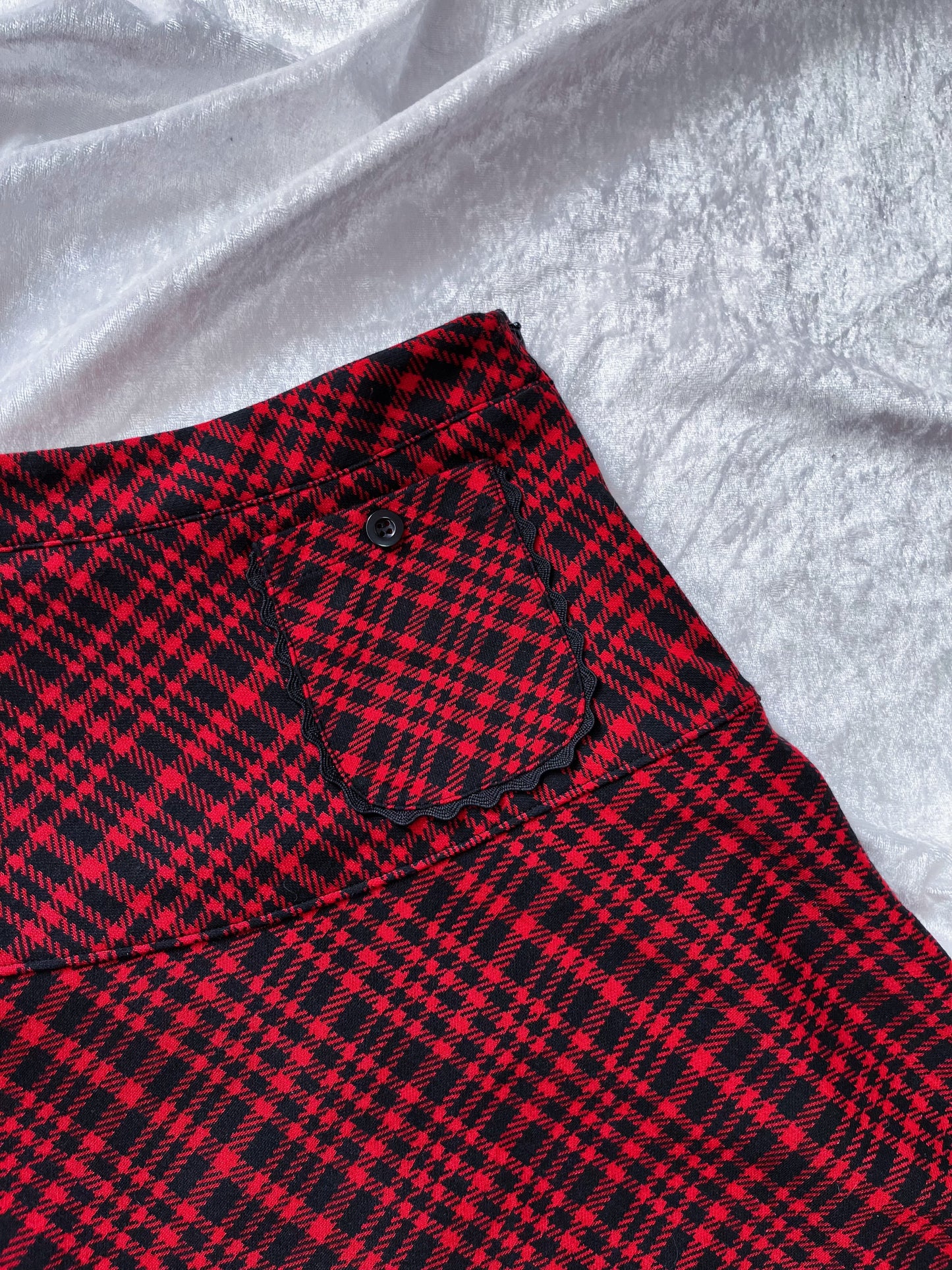 VIVE MARIA Gambling Girl Skirt red allover 🃏