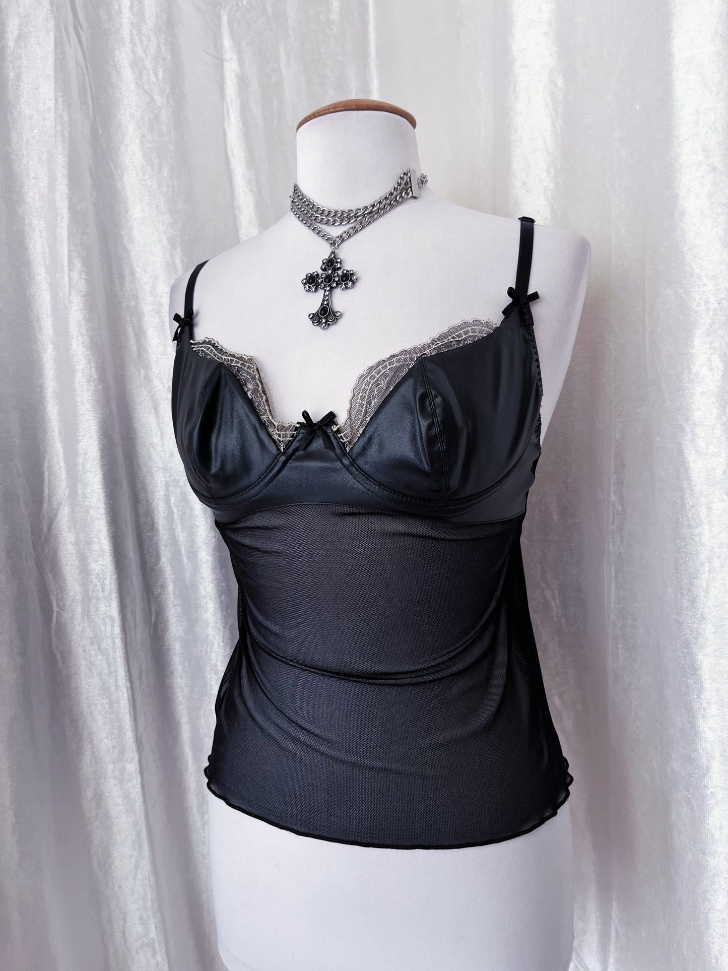 Gothic mesh & faux leather corset top 🎀