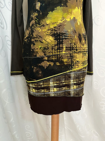 Iconic 00’s tunic top🫒🌃