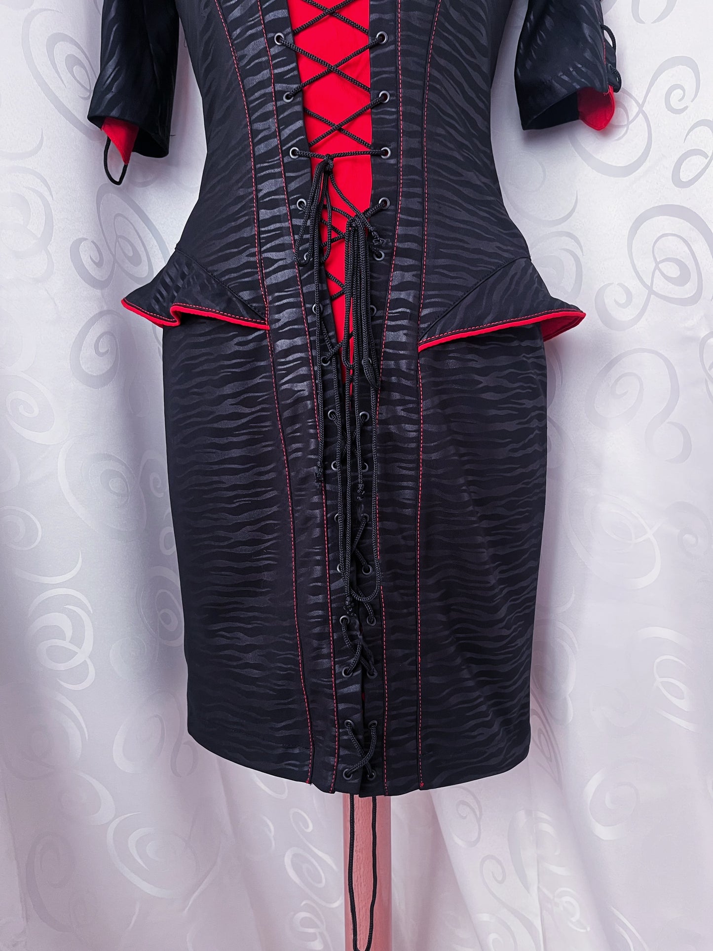 Iconic Vampire Gothic lace-up dress with zebra print ❤️🧛🏼‍♀️