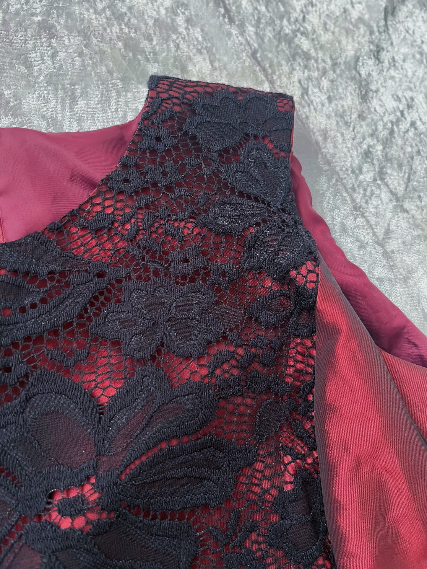 00’s gothic vampire burgundy dress ❤️🏰