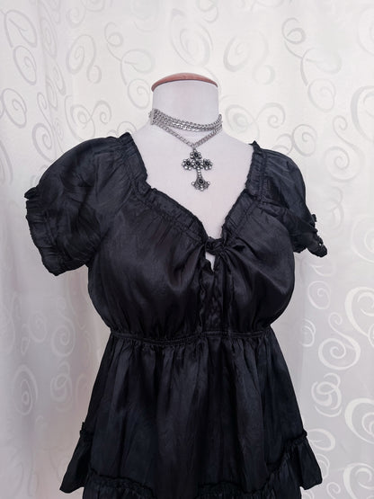 00’s Dark Coquette/Horrir protagonist black satin top 🕷️