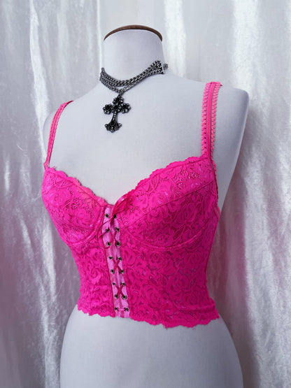 Pretty pink lace crop corset 💕