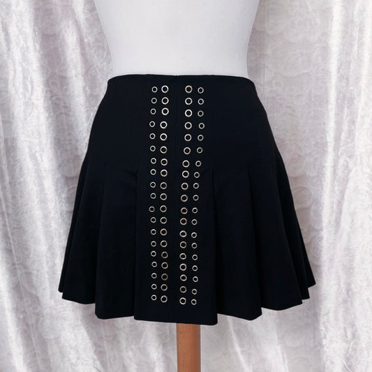 Deadstock Zara pleated alt skirt with rings detail 💀