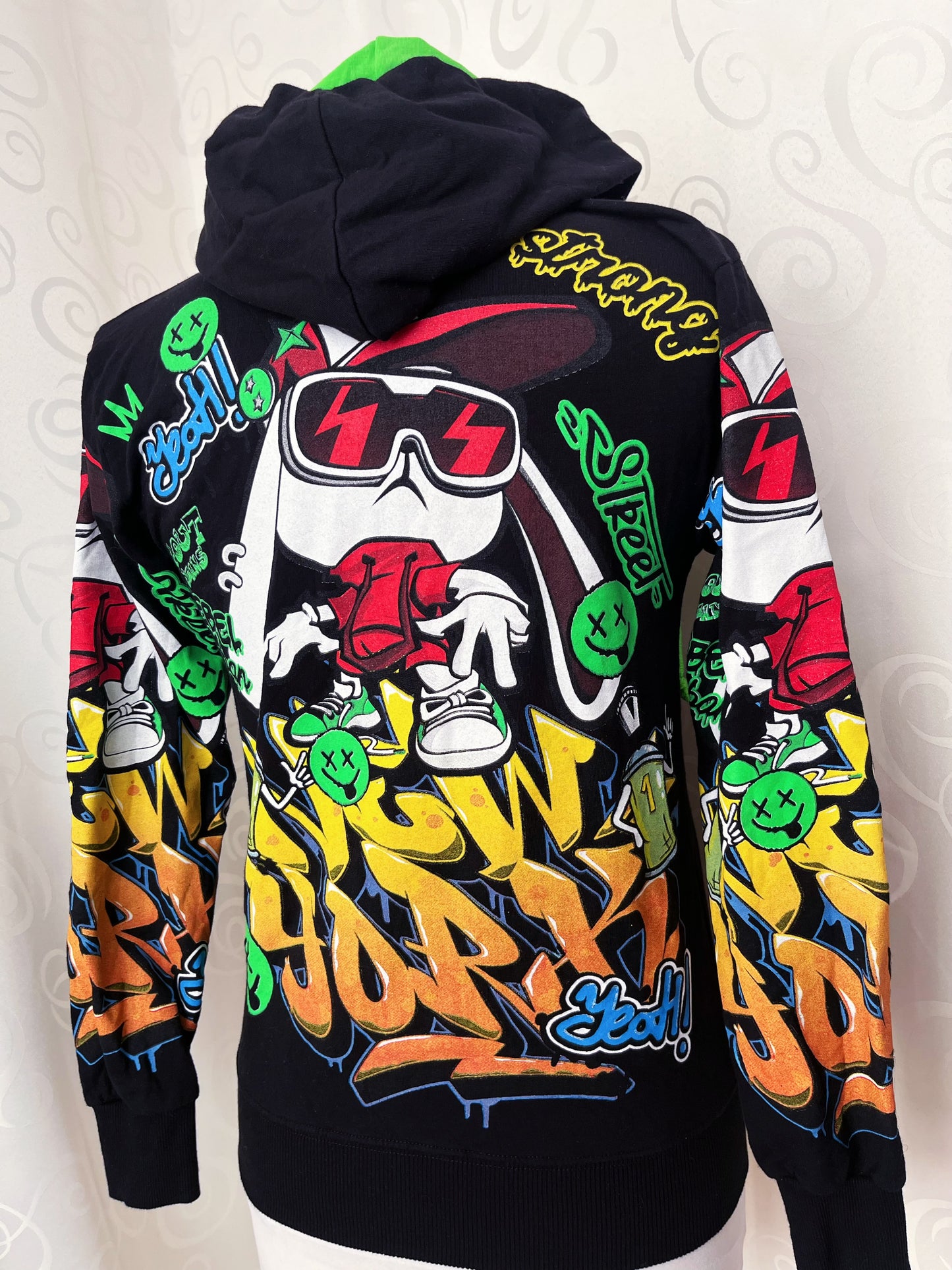 Iconic hip-hop style printed hooded jacket 🐇💀