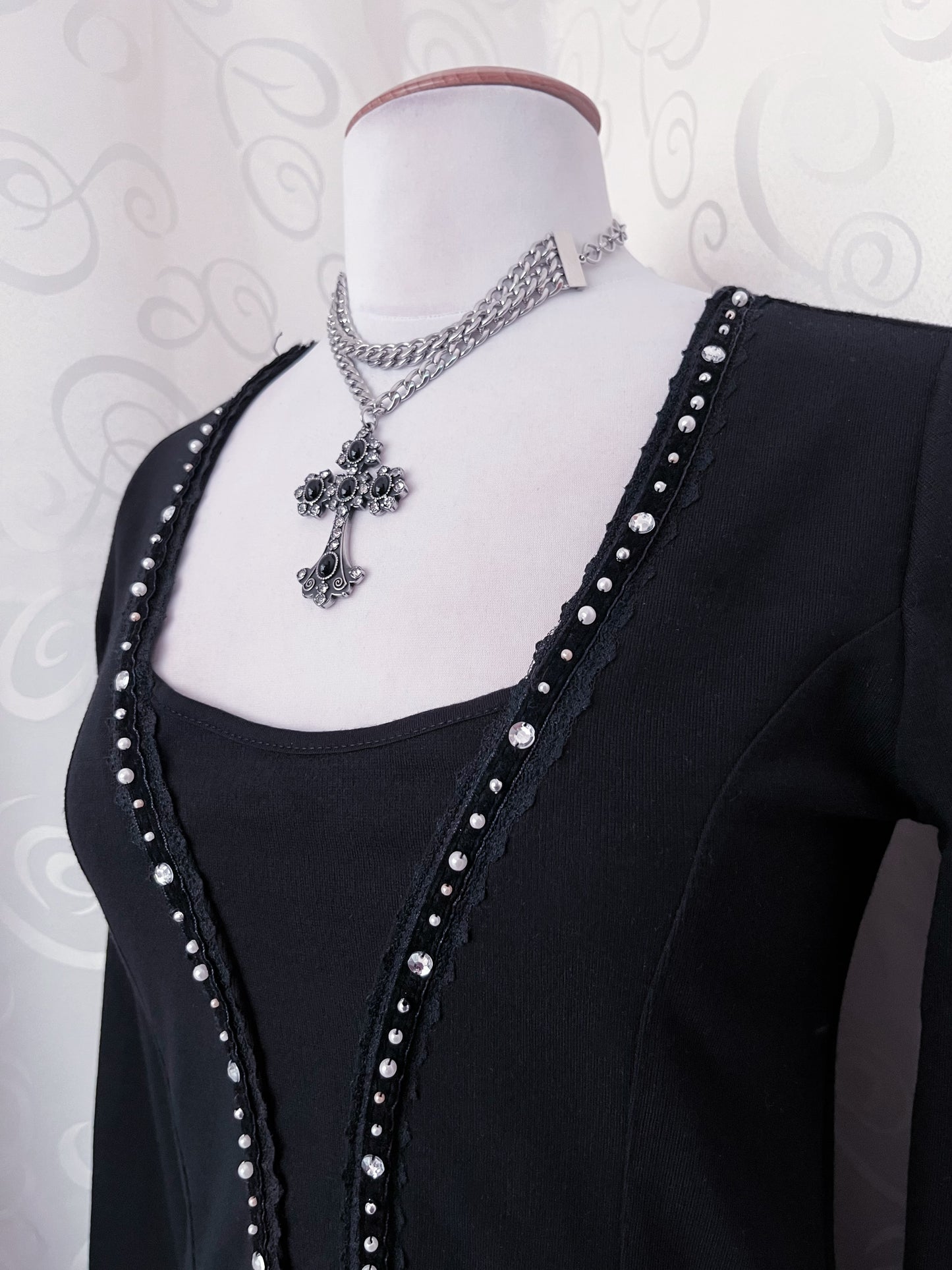 Gothic Melrose maxi dress with small velvet detail 🕷️🕸️