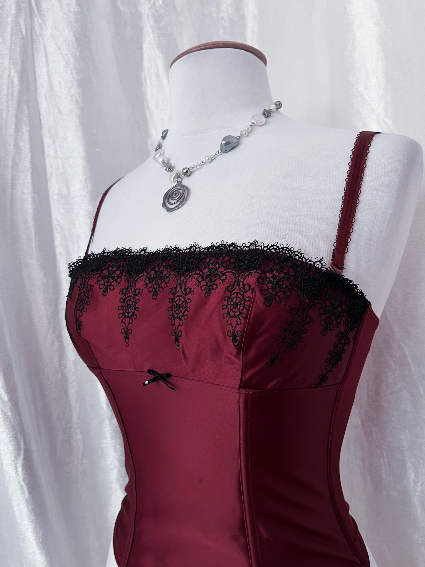 Gothic burgundy saten corset 🌹