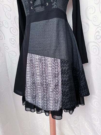 00’s Gothic lace-up patchwork dress 🦇