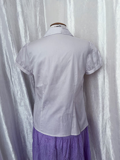 Beautiful 00’s coquette fairy shirt with puff sleeves & ruffle details 🎀