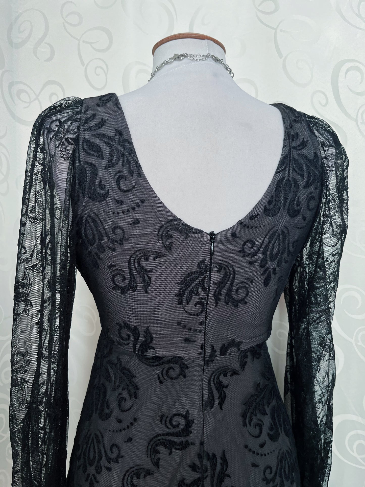 00’s whimsygoth tunic/dress with lacey & velvet embossed details 🦇🔮