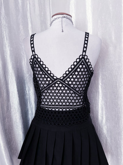 Mini black fishnet top 🕷️🕸️