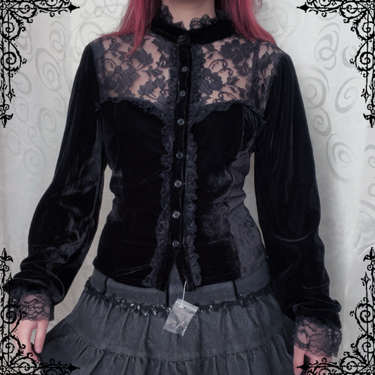 Dracula Gothic victorian style black velvet lace shirt 🖤🦇
