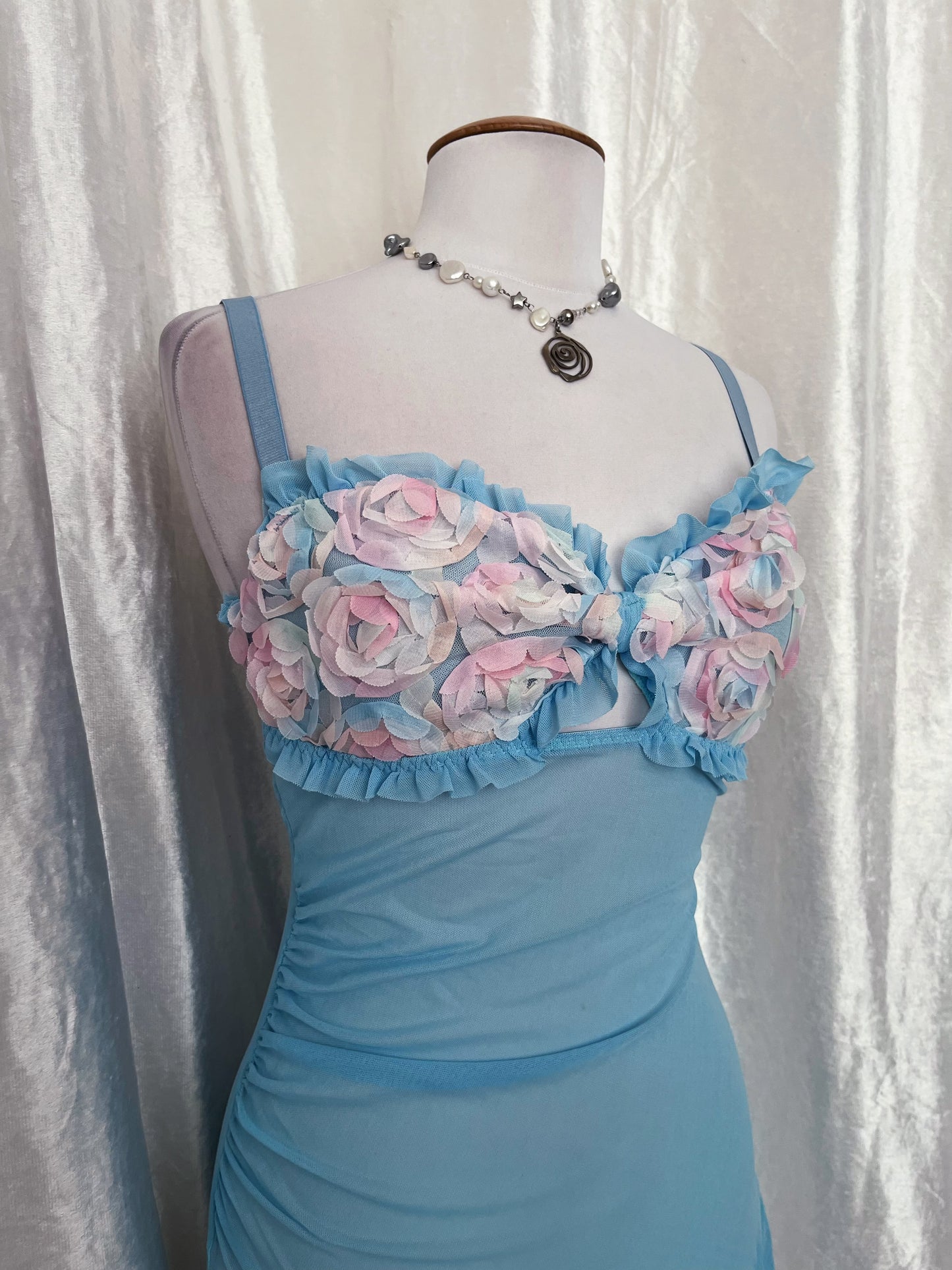 Mermaid baby blue babydoll with roses bustier 🧜