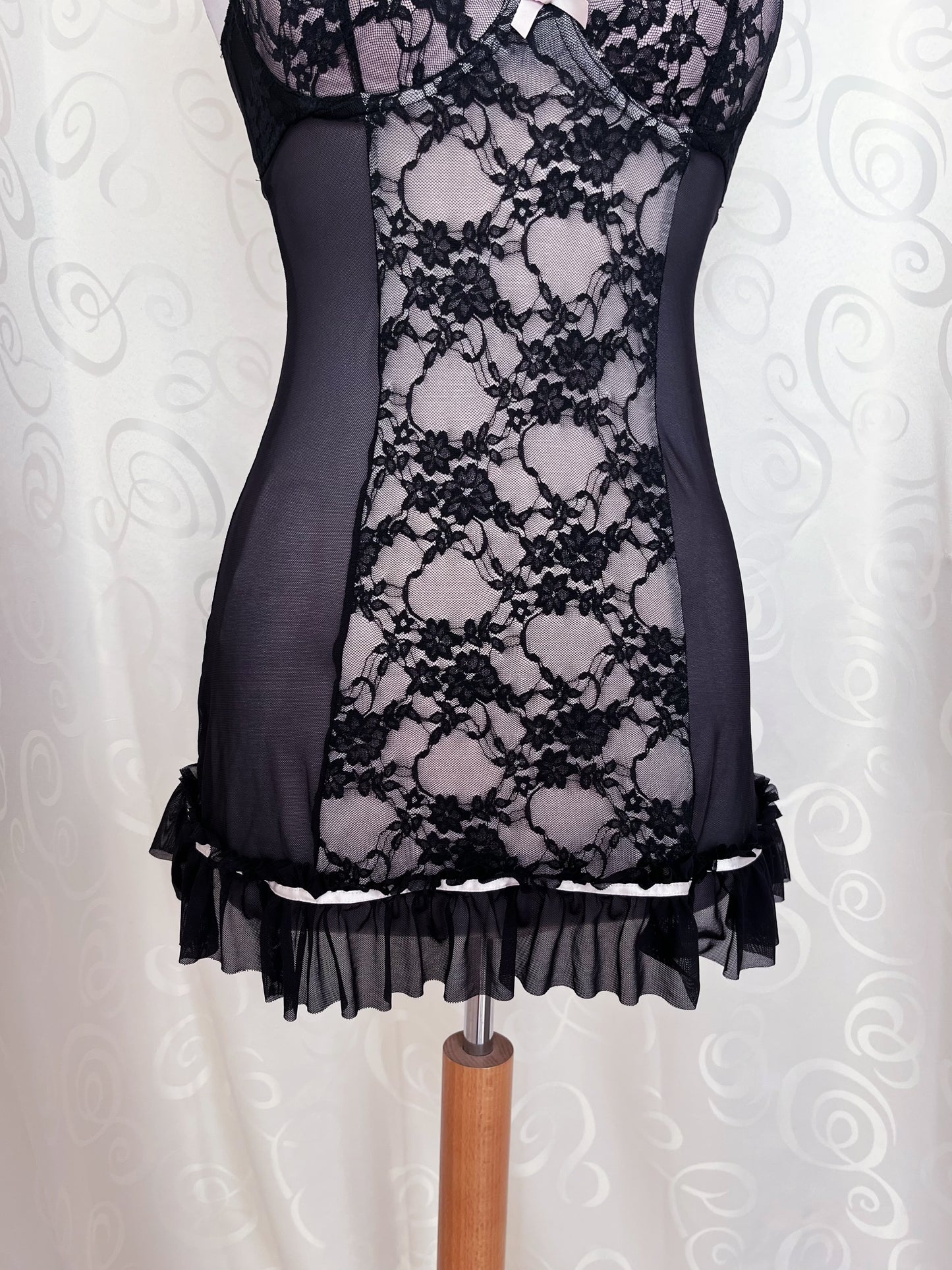 Dark coquette lilac & black nightgown 💜🌀
