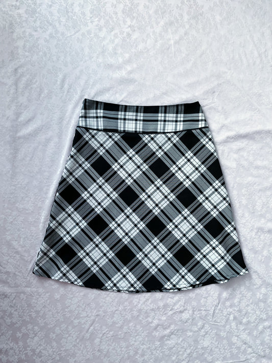 Checked black & white skirt