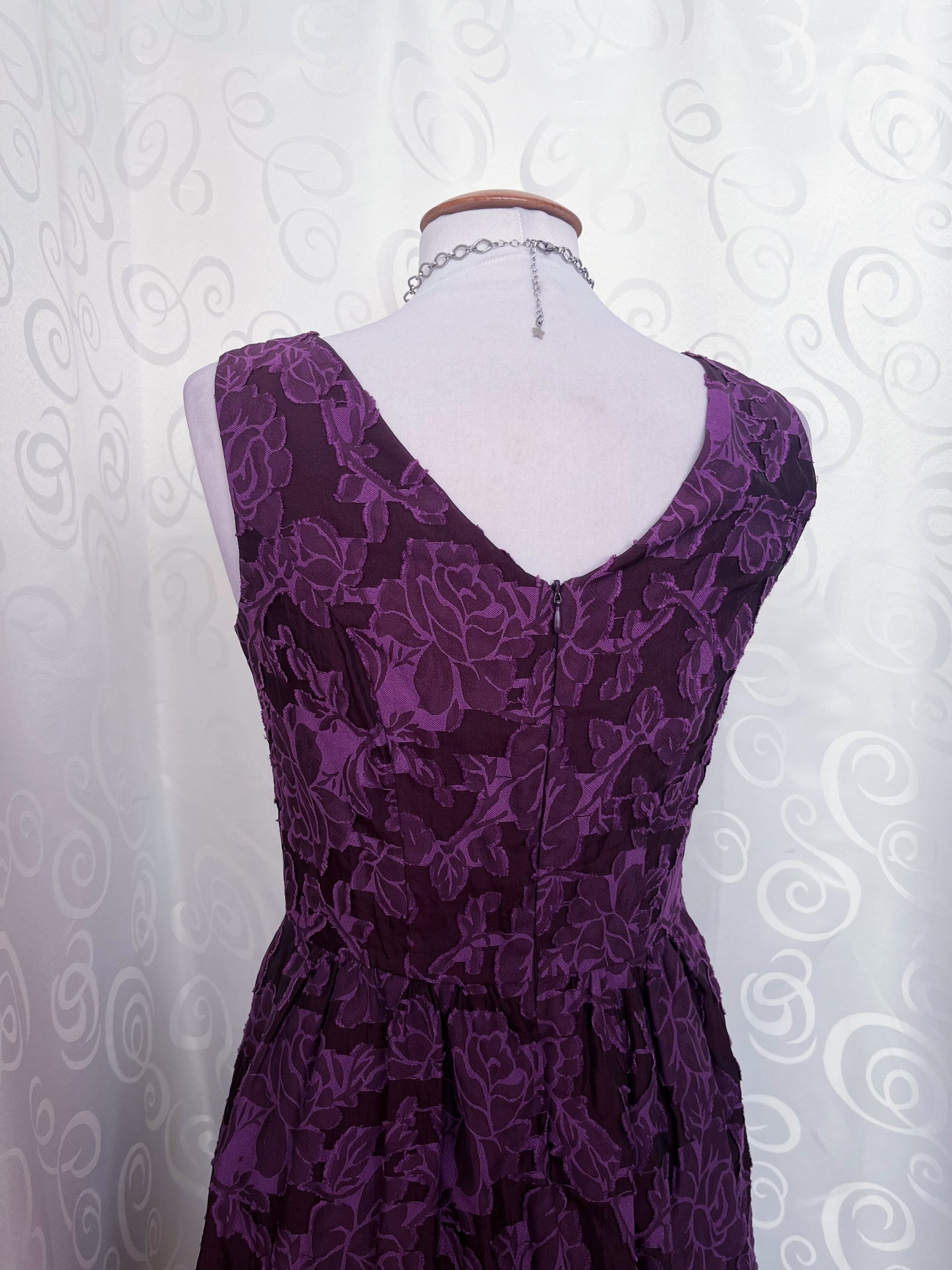 Yessica Whimsygoth purple dress with embossed leaves detail 💜
