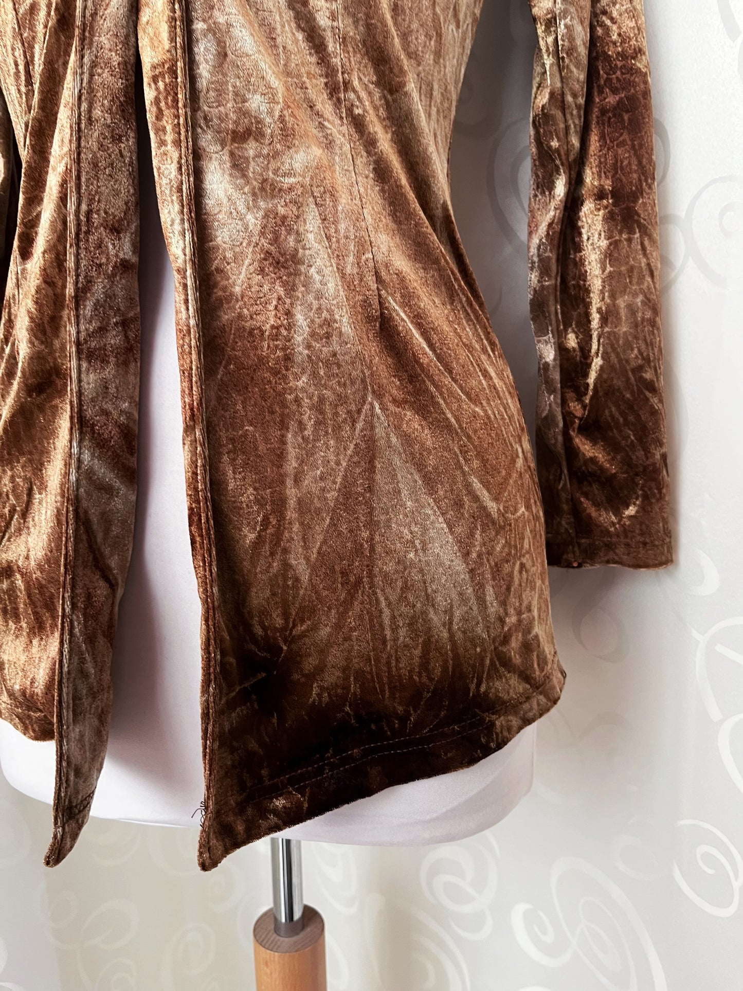 Vintage golden snake print cardigan/shirt ✨🐍⭐️
