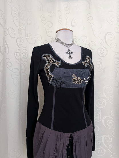 00’s Angels Never Die medieval style dress 🦇