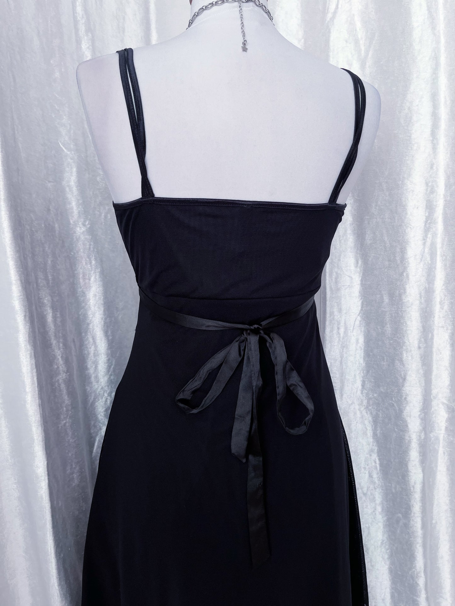 00’s dark fairy mesh dress 🖤🧚‍♀️
