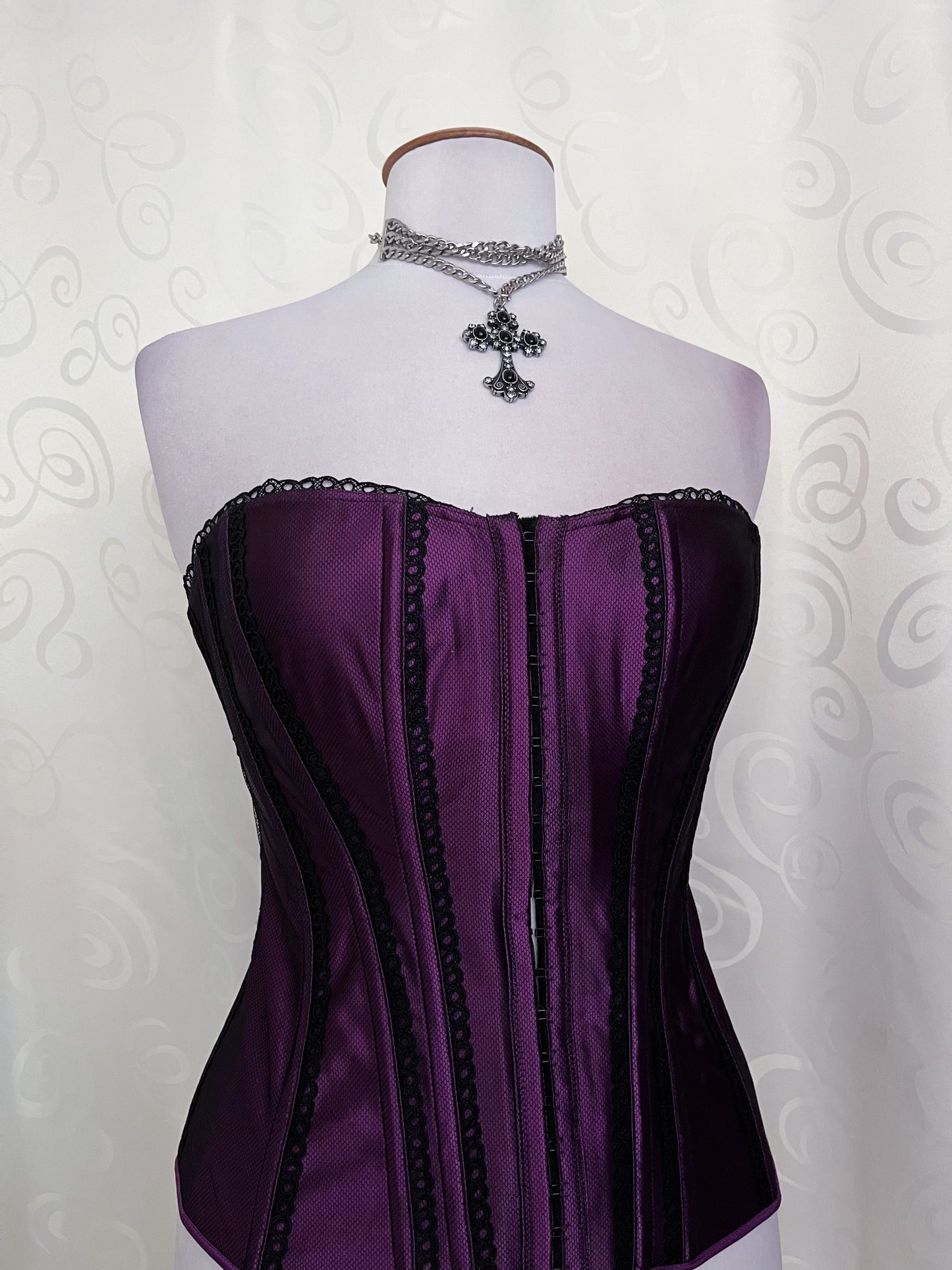 Whimsygoth deep purple boned corset 💜🌀