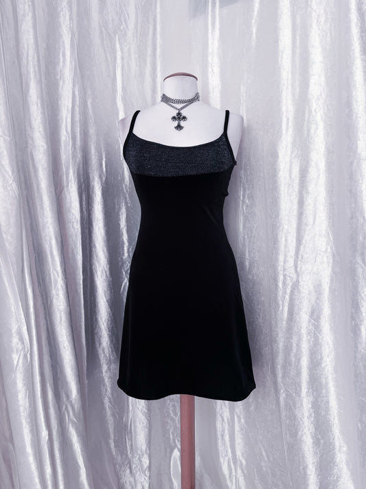 Y2K velvet black dress 🕸️✨