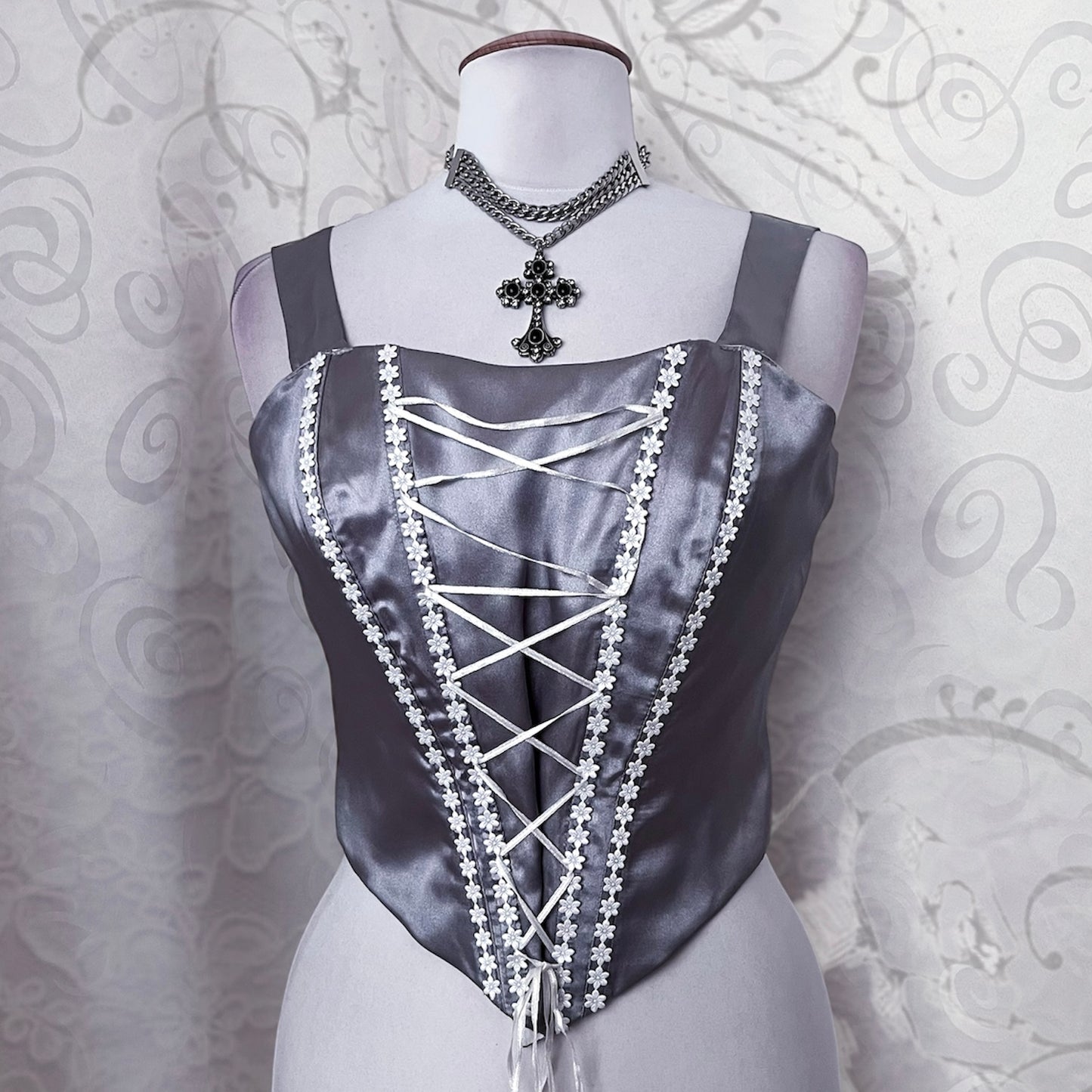 Whimsy silver corset 🩶💍