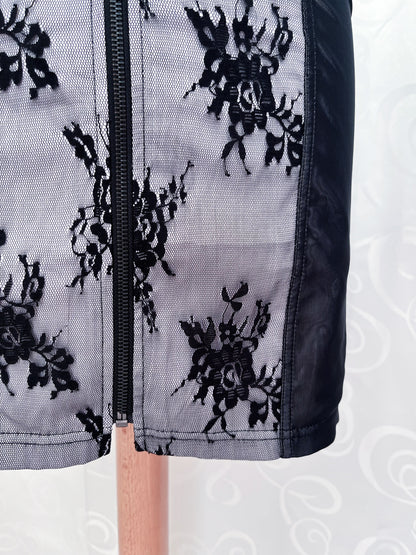 Hot gothic zip-up fitting dress 🦇