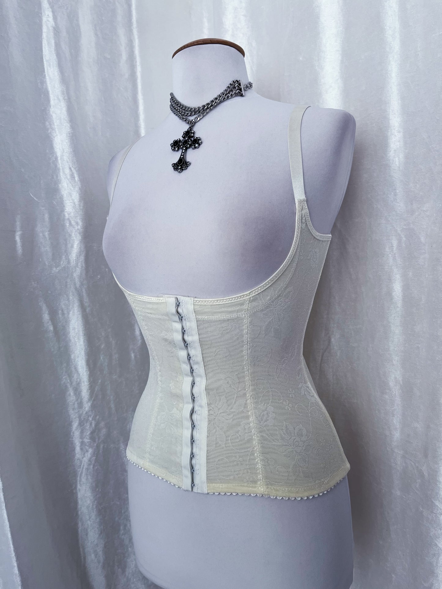 Coquette underbust cream training corset ✨