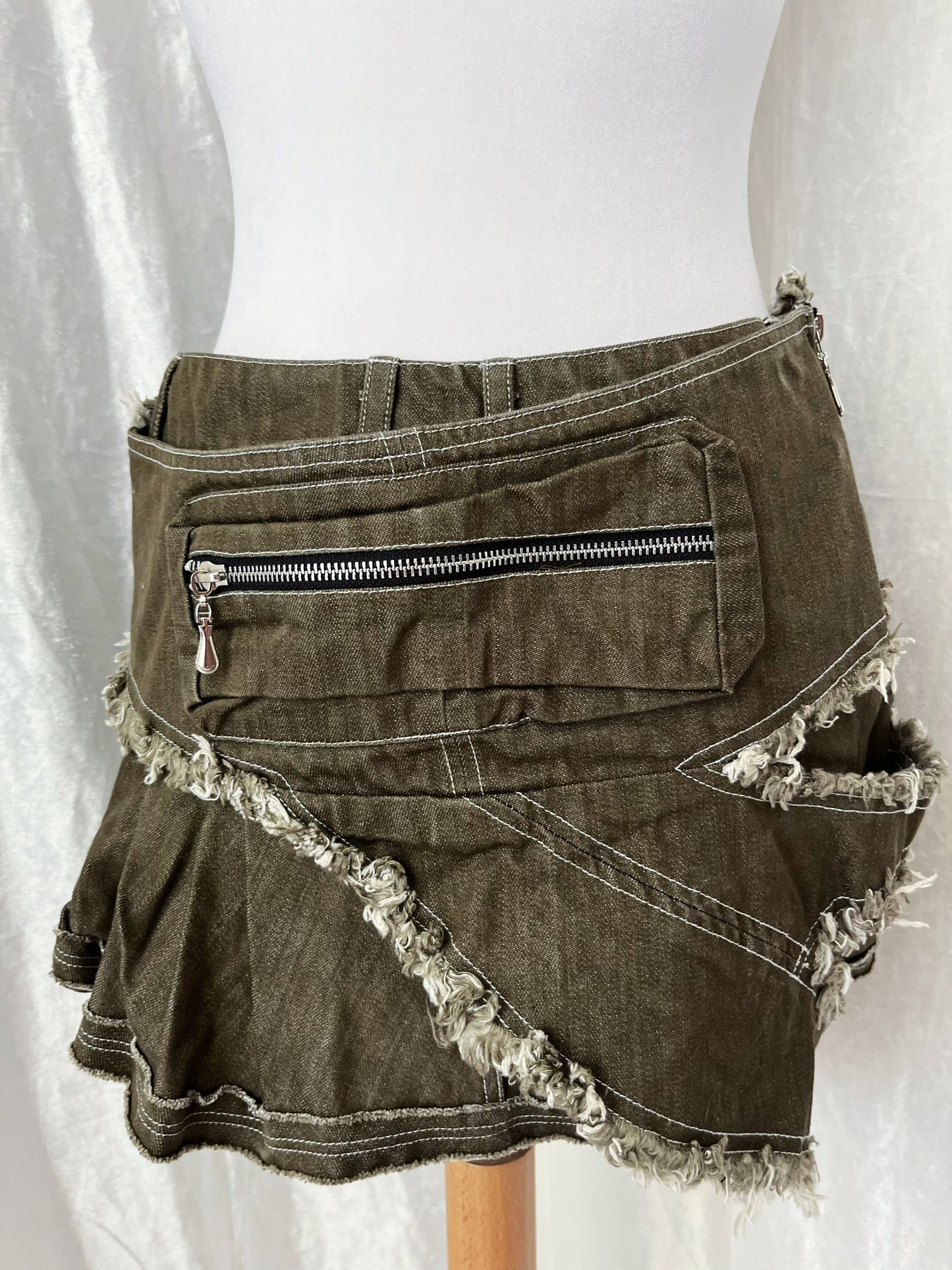 Rare Lalune HADES low-waist extra mini denim skirt with frayed edges bat wings layer 🦇