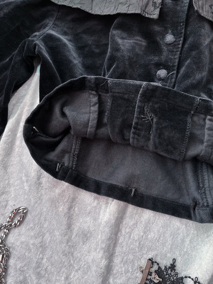 Vintage whimsygoth black velvet top 🦇🌀