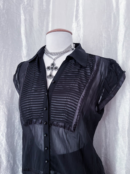 00’s dark coquette mesh top 🕷️