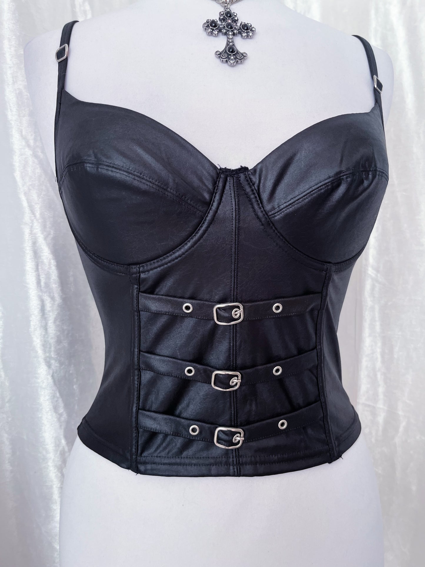 Hot alternative faux leather corset top 🖤