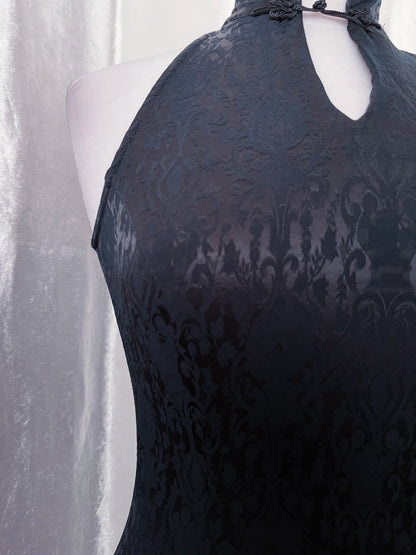 00’s Gothic Asian Qipao style brocade dress 🦇