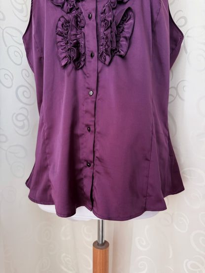 Dark Coquette/Horror Protagonist purple ruffle shirt 💜🗝️