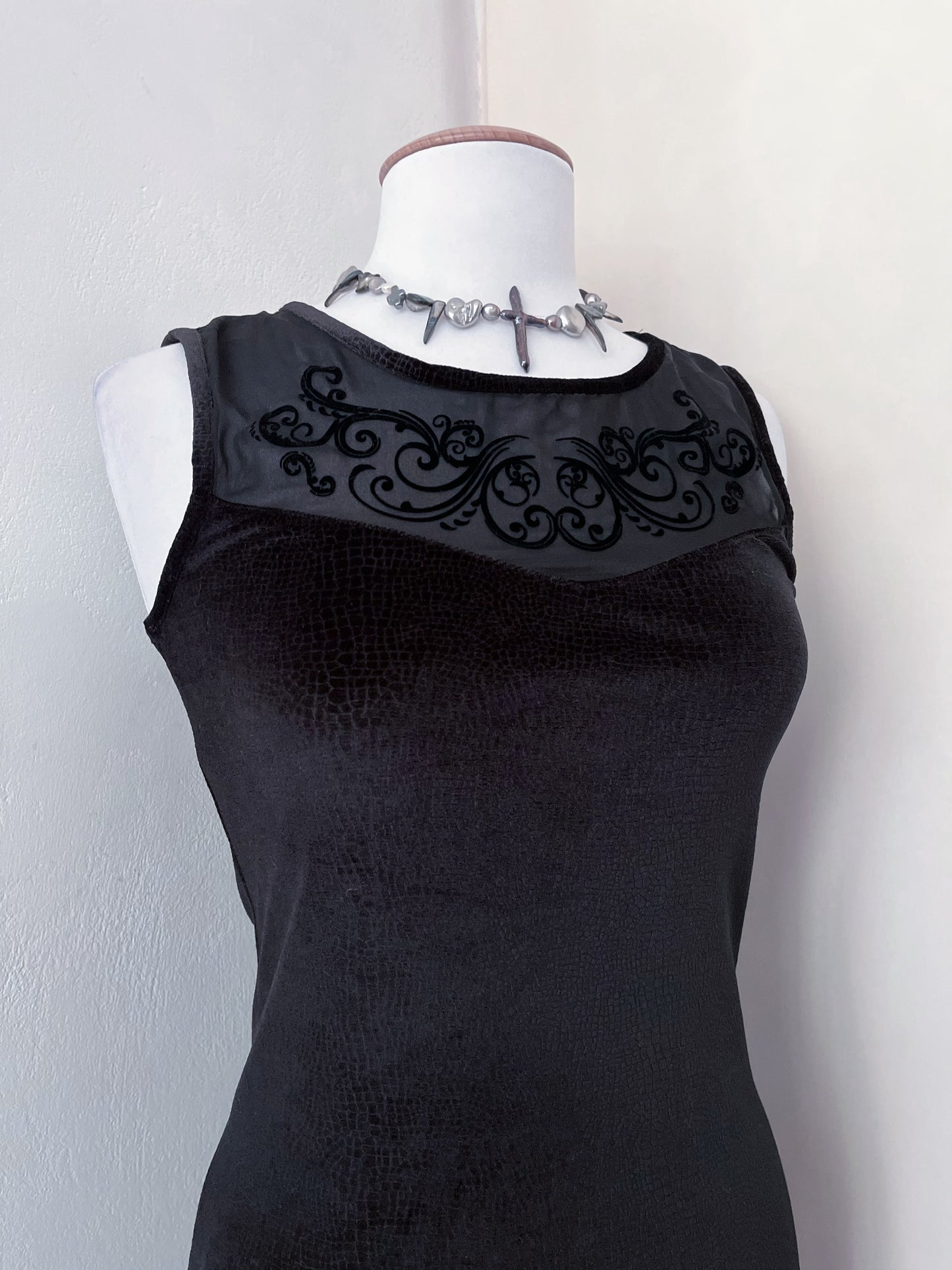 Gothic velvet black dress with mesh detail 🕷️🕸️