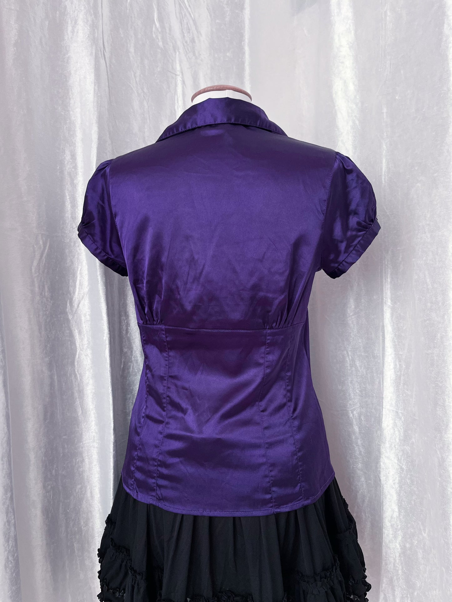 Gothic coquette purple shirt 💜🎀