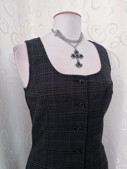 00’s Dark Academia plaid dark grey button-up dress with pockets on the sides 🗝📓