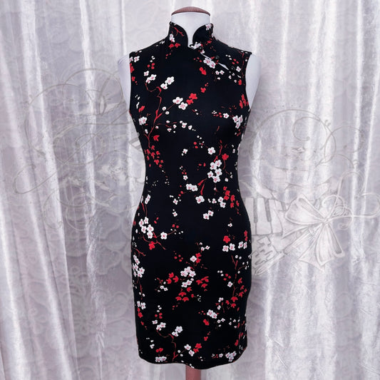 Pimkie Asian Qipao style floral dress 🌹