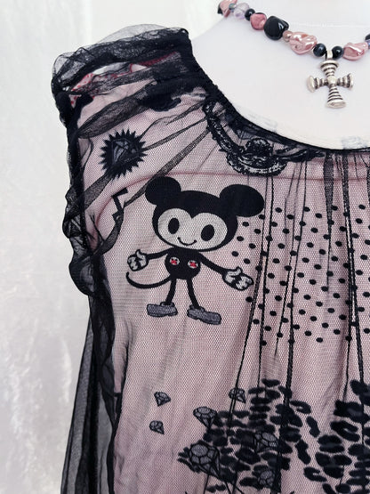 Twee 00’s top with cartoon & pop-culture print fabric with mesh layer on top 🐁🎪