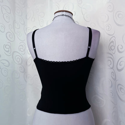 00’s Whimsygoth embroidered black & white top 🕷️