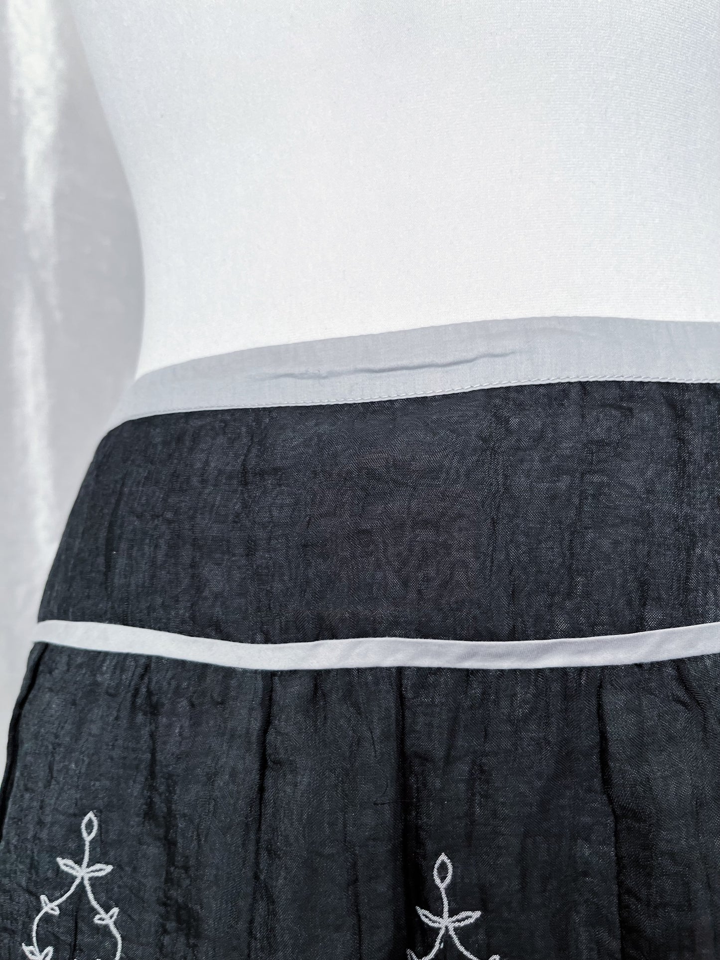 Beautiful coquette skirt