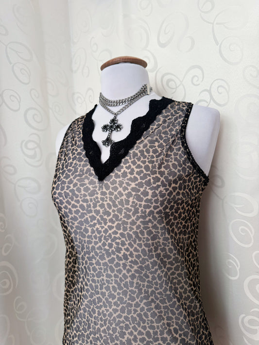 00’s mesh leopard print tank top with lace detail 🐆🦇