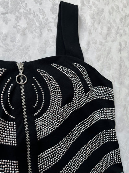 Iconic alt beaded zip-up top 🗡️