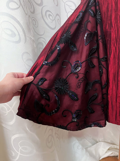Whimsygoth vampire prom style maxi red dress with fairy embroidered & sequin details 🌀🩸
