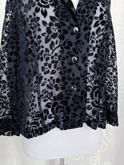 Vintage see-through gothic shirt with velvet embossed roses 🥀 🕸️