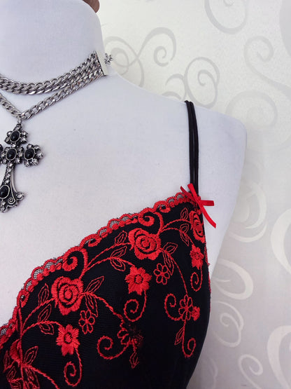 Whimsygoth/Vampire black bustier top with red embroidered details 🦇💔