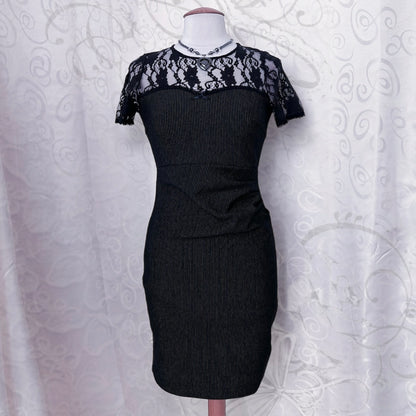 VIVE MARIA Gothic coquette black striped dress with lace detail 🕷️❤️