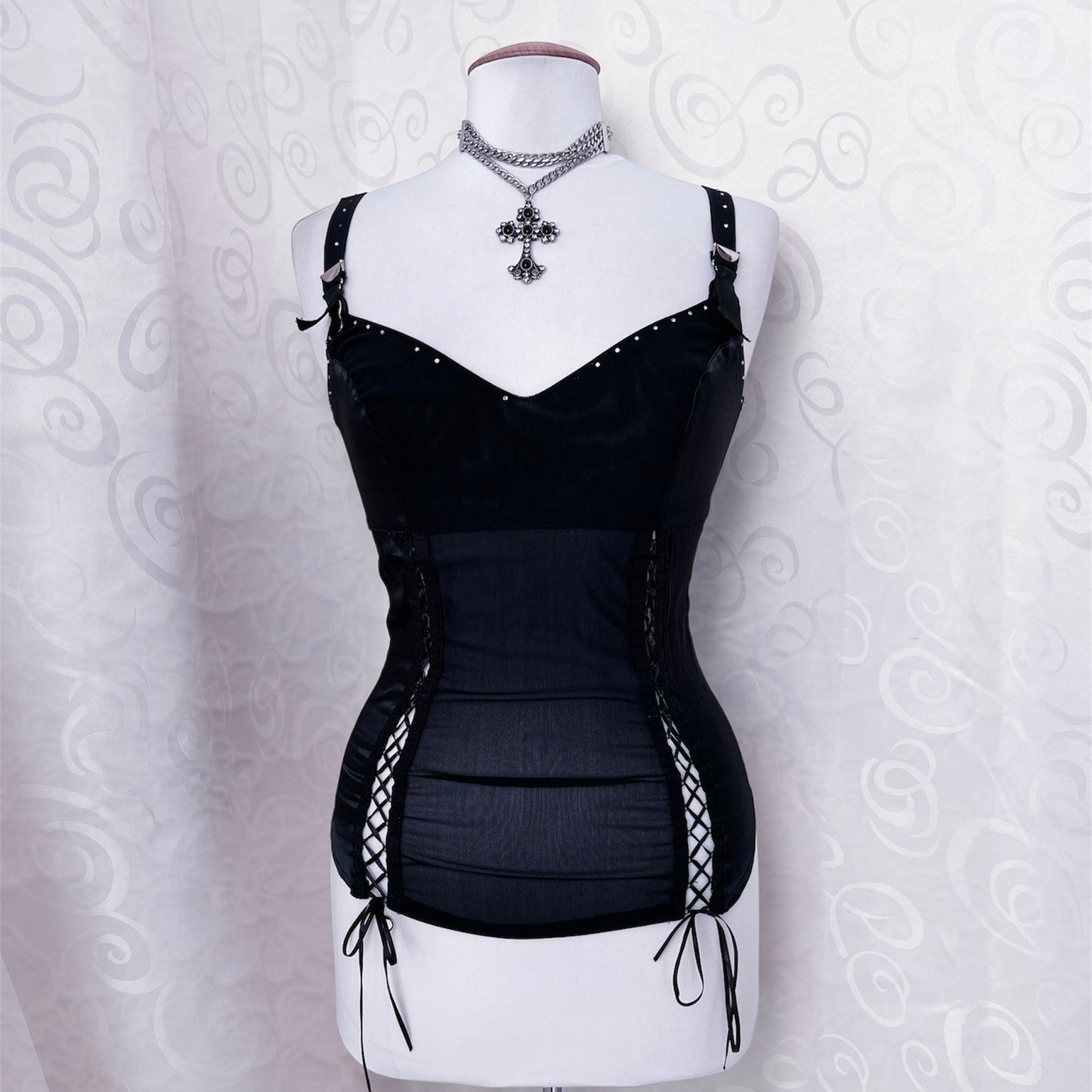 Gothic black lace-up corset top 🦇