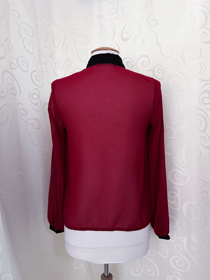 Gothic vampire red mesh shirt with lace detail🩸